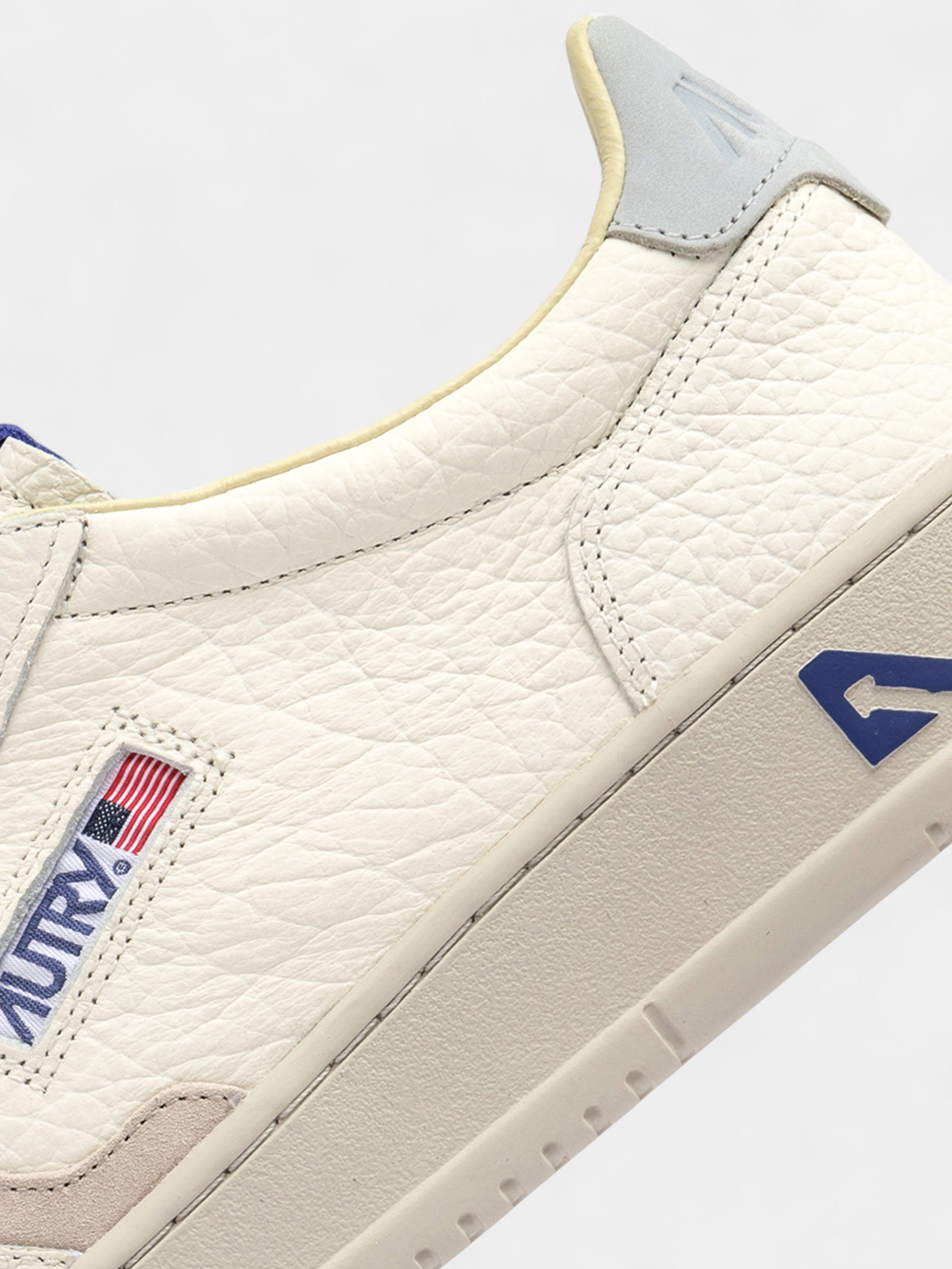 AUTRY SNEAKER AULM NE03 BALU.CH