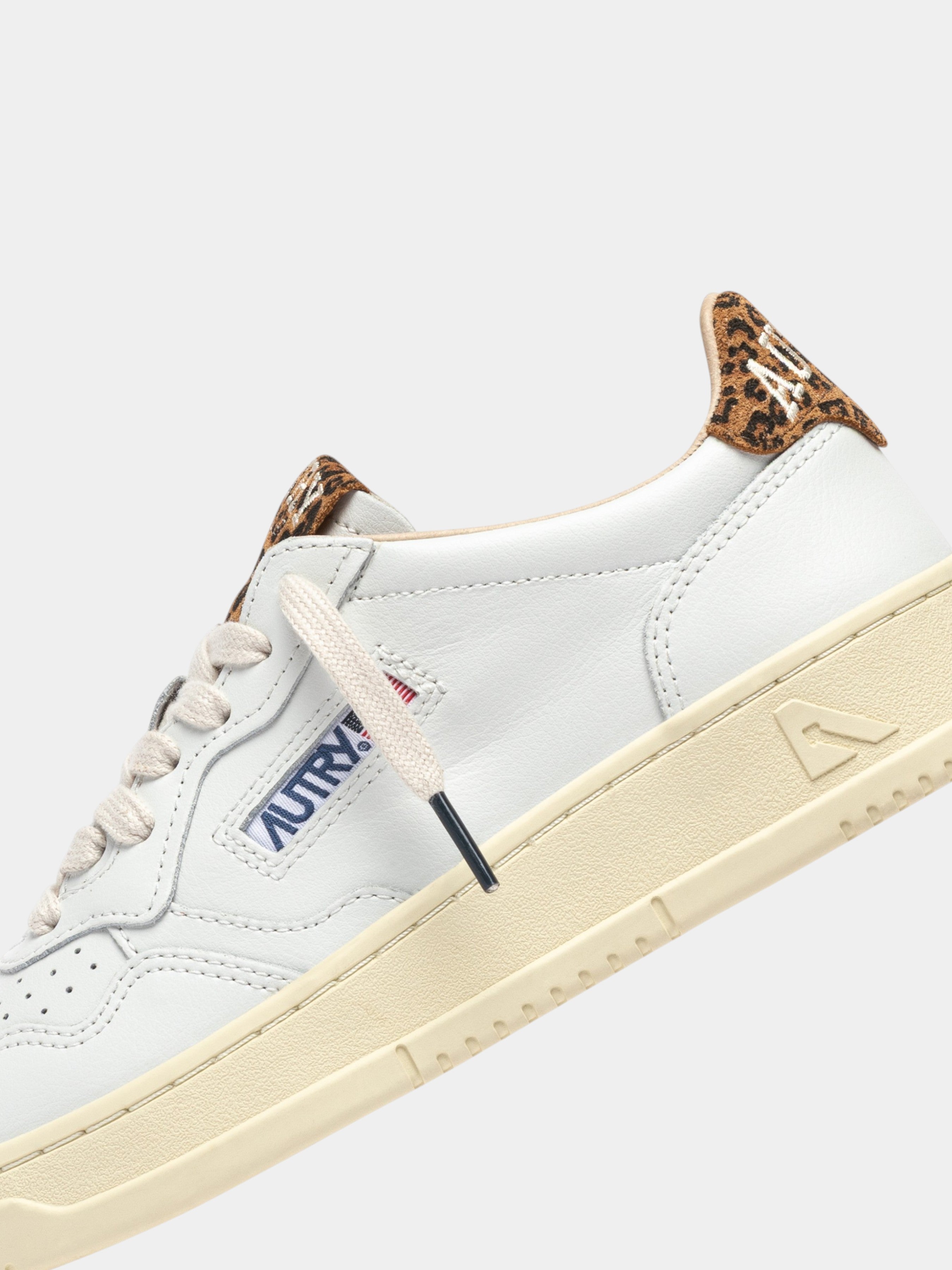 AUTRY SNEAKER AULW HJ02 BALU.CH