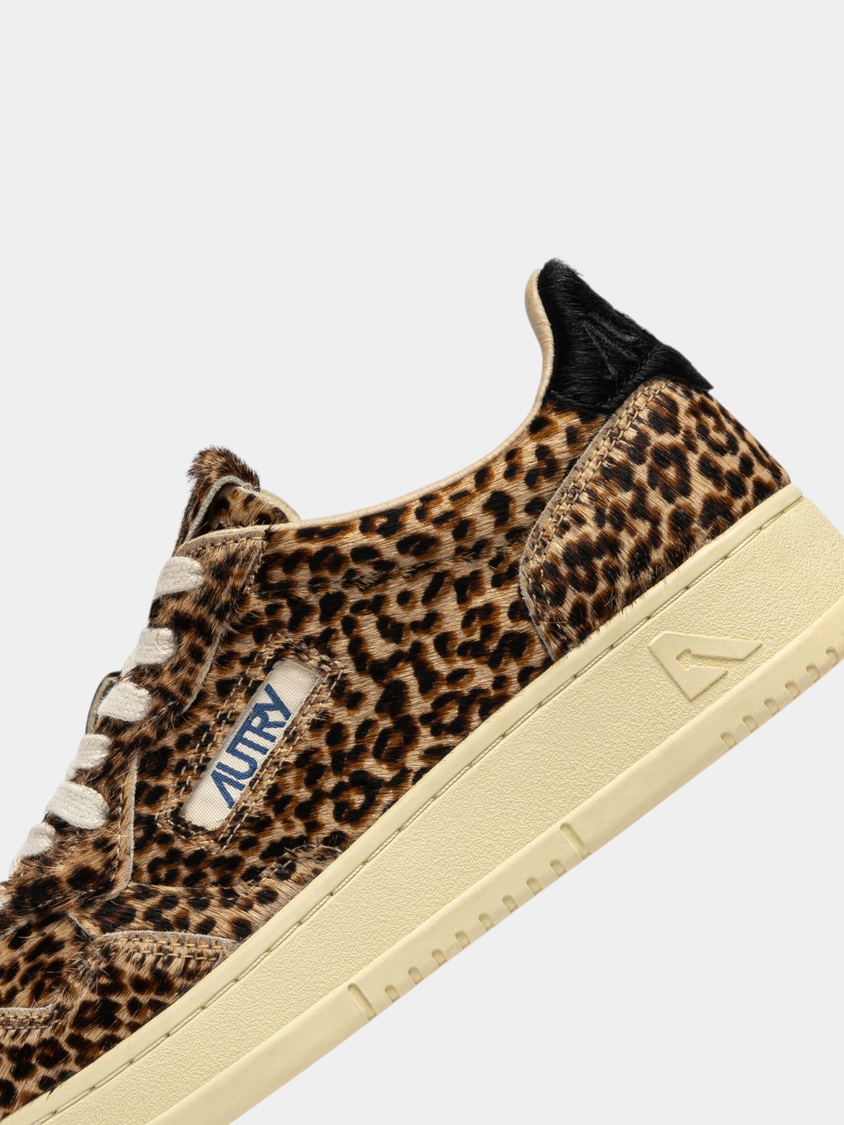 AUTRY SNEAKER AULW JA04 BALU.CH